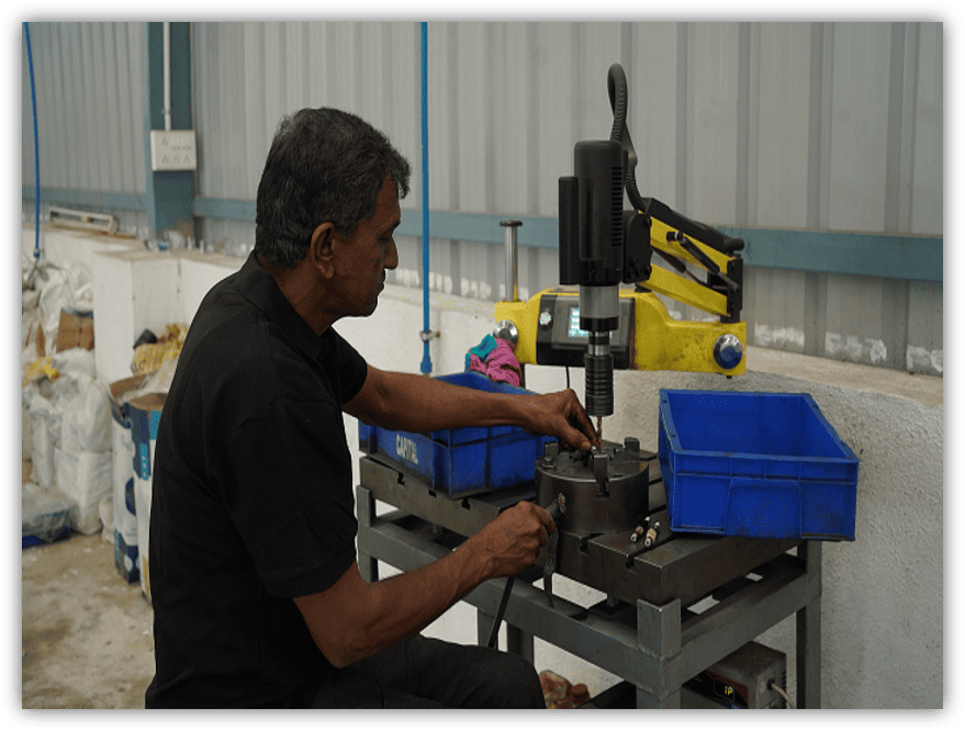 Electric Taping Machine